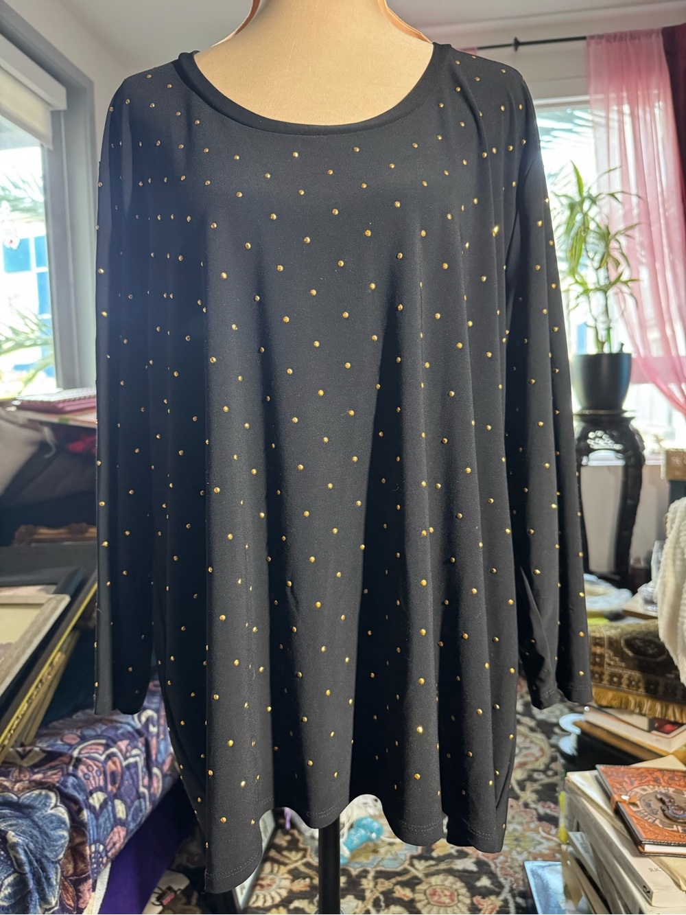 Vince Camuto 2X Black Gold Studded Long Sleeve Tunic Top Plus Size